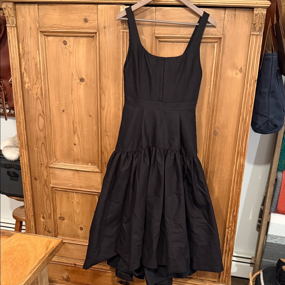 Alice + Olivia Black Dress - Picture 3 of 9